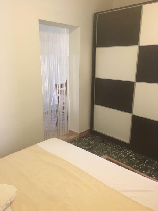 Apartmani Josipa ชิเบนิก ภายนอก รูปภาพ