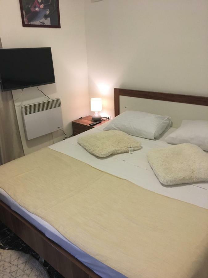 Apartmani Josipa ชิเบนิก ภายนอก รูปภาพ