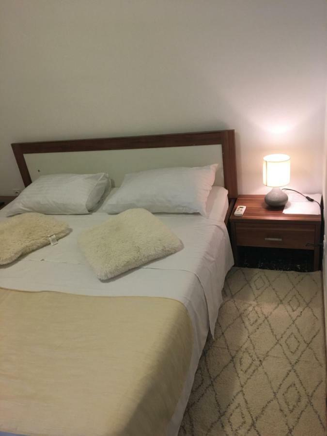 Apartmani Josipa ชิเบนิก ภายนอก รูปภาพ